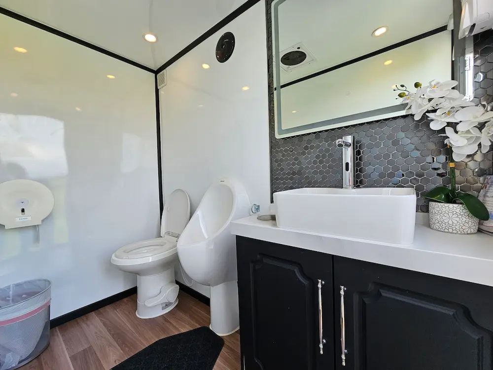 Luxury Restroom Trailers