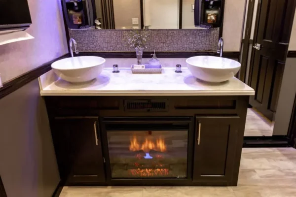 portable restroom rentals near me