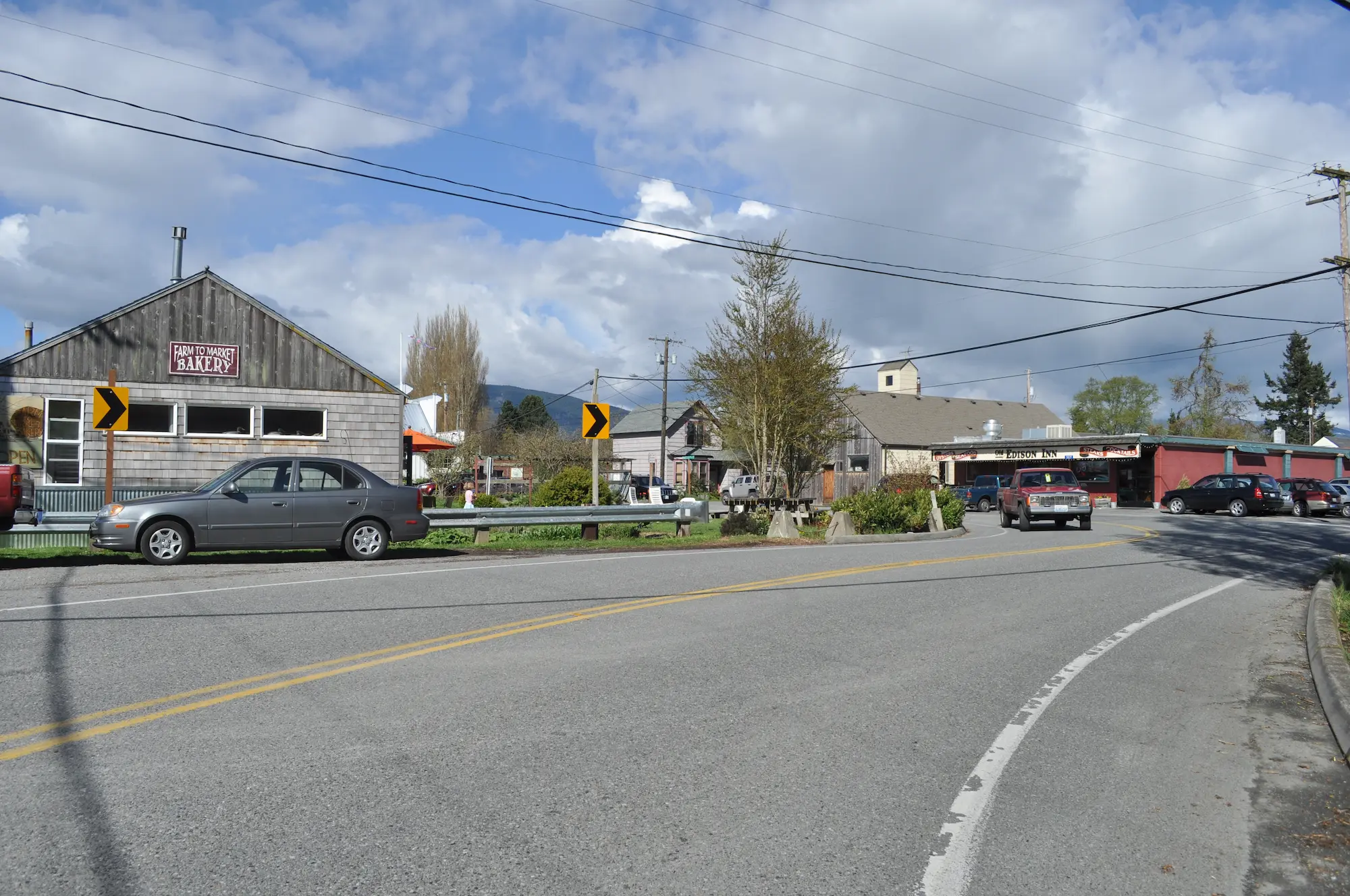 Luxury Restroom Trailers in Bow, WA
